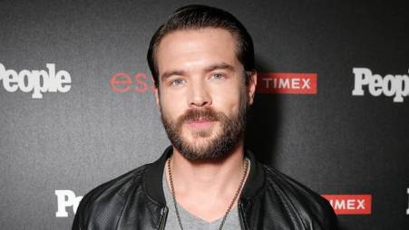 Charlie Weber net worth 